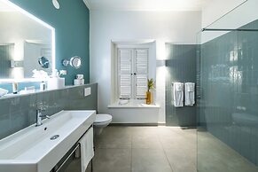 Kura Botanica Hotel