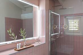 Kura Botanica Hotel
