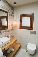 Aesthisis Sensational Accommodation