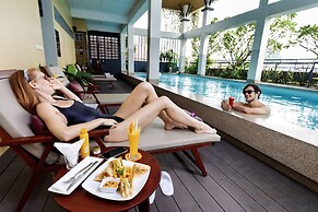 Indra Hotel