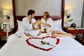 Indra Hotel