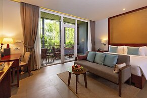 Indra Hotel