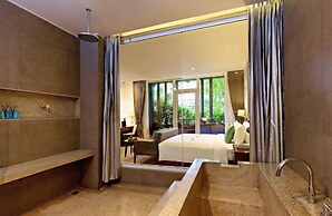 Indra Hotel