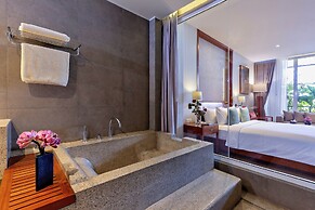 Indra Hotel