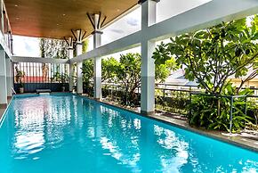 Indra Hotel