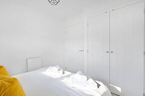 Modern 5 Bedroom 3 Bath Hse Aylesbury