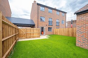 Modern 5 Bedroom 3 Bath Hse Aylesbury