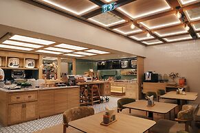 Staybridge Suites Bangkok Sukhumvit by IHG