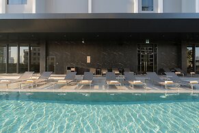 Staybridge Suites Bangkok Sukhumvit by IHG