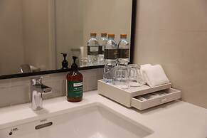 Staybridge Suites Bangkok Sukhumvit by IHG