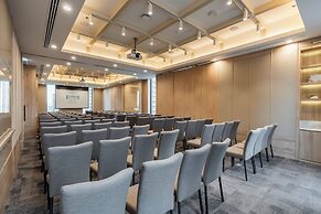 Staybridge Suites Bangkok Sukhumvit by IHG