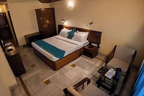 Hotel Falcon Crest