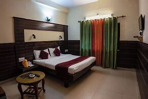 Hotel Falcon Crest