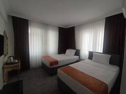 Kadeer Hotel