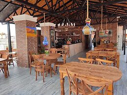 Kadeer Hotel