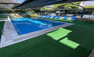 Kadeer Hotel
