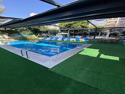 Kadeer Hotel