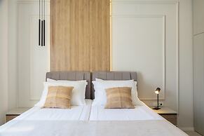 48 Rooms Split