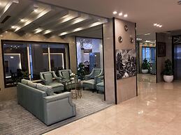 LANDMARK HOTEL - SARI