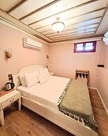 Corallia Ada Hotel