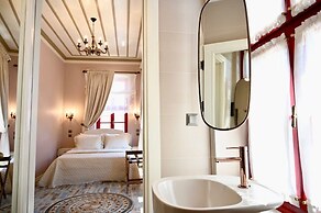 Corallia Ada Hotel