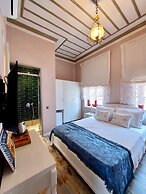 Corallia Ada Hotel