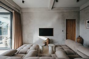 Chateau Retreat Bali