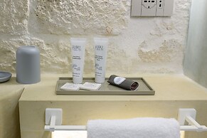 Vico Bianco Raro Rooms Collections