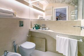 Vico Bianco Raro Rooms Collections