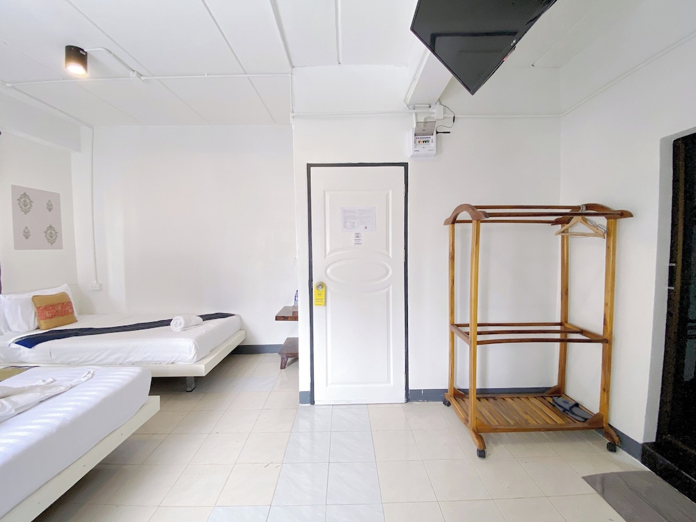 Remember @ Phuket Town Hostel