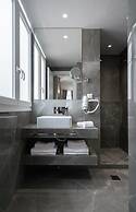 Praxitelous Luxury Suites