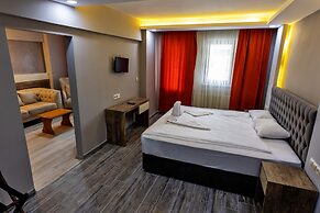 Taşkın Hotel