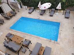 Taşkın Hotel
