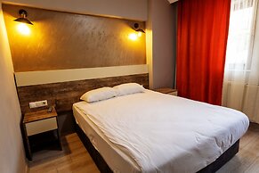 Taşkın Hotel