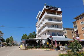 3 Islands 2 Hotel
