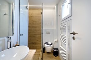Eos Residence