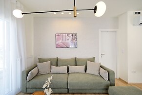 Eos Residence