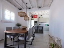 Lux Villa, 5 Master BR, Private Pool, Sunset View!