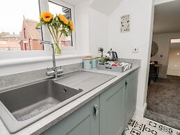 Daisy's Den