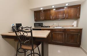 El Camino Hotel & Suites