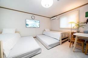 Jeju Joyhouse