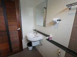 RoomQuest Tha Sala