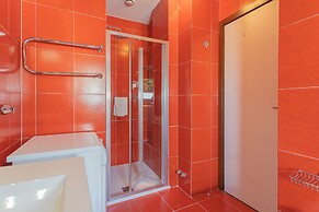 La Mansarda in Como With 3 Bedrooms and 2 Bathrooms