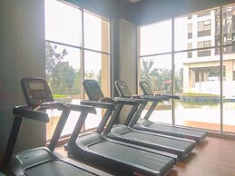Cozy Studio At Transpark Cibubur Apartment