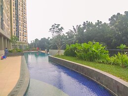Cozy Studio At Transpark Cibubur Apartment
