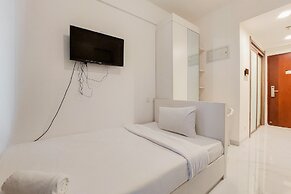 Homey Studio Room At Sky House Bsd Apartment