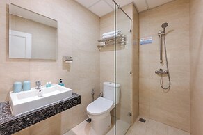 GRAND   THAMRIN  HOTEL