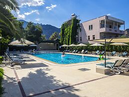 Tal Beach Hotel