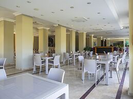 Tal Beach Hotel