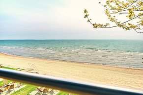 Long Beach Resort